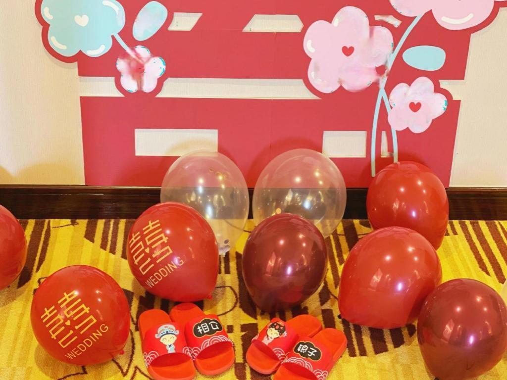 Country Garden Phoenix Hotel Maoming Exterior photo